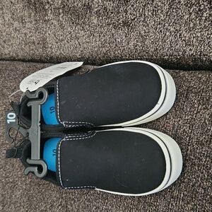 Black and white boys sneakers